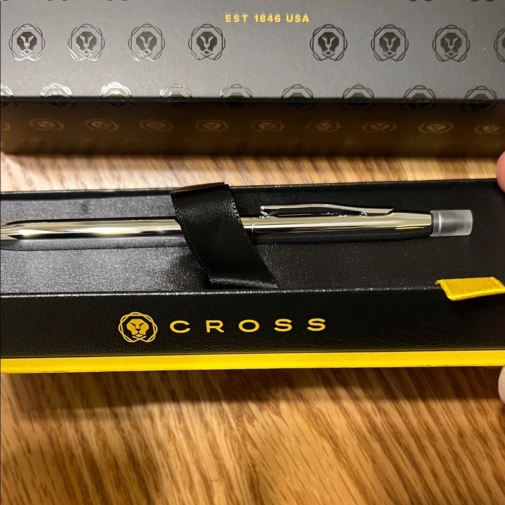 Cross Click Lustrous Chrome Silver tone Ballpoint Pen - Picture 3 of 4